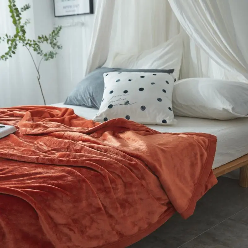 Competitive Price Skin-Friendly Luxury Cozy Warm Soft King Size Bed Flannel Fleece Blankets