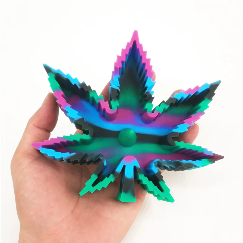 Unbreakable Heat resistant Silicone Leaf portable Ashtray for car ashtray home Decorative Tray for Cigarette Ashtray