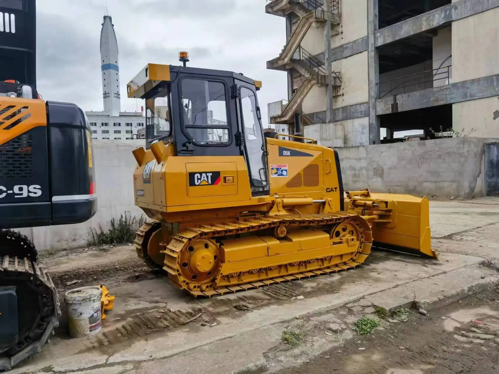 Used Crawler Bulldozer Cat D5K D6r D7h D7g D6g 100% used Caterpillar D4H / D4K /D5K/ D5G/ D5H mini for sale