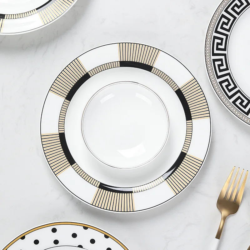 Solhui European Luxury Ceramic Microwave Bone China Tableware Restaurant Home Dishes With Gold Rim
