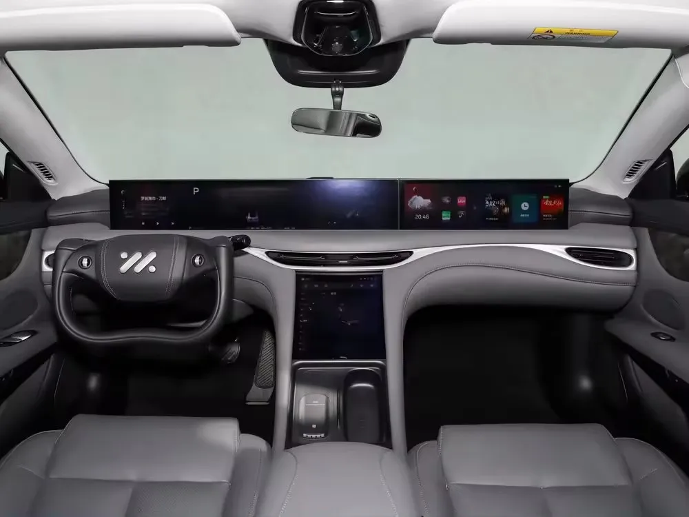 Высококачественные новые энергетические автомобили L6 IM-Motors чистые электрические IM-L6 автомобиль 5 мест хэтчбек Zhiji 2024 133 кВт Дальний диапазон