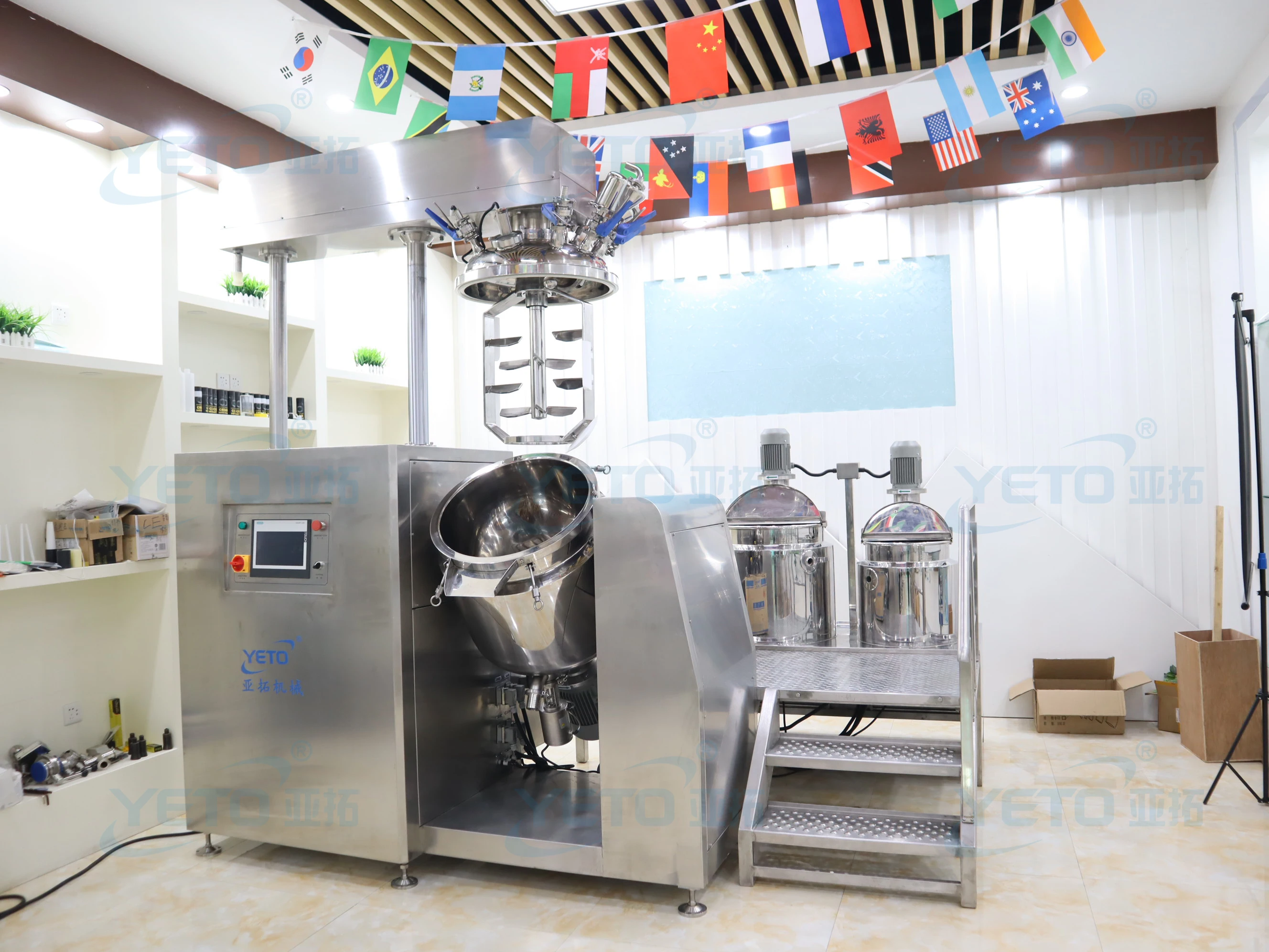 Facial Cream Hair Wax Cosmetic Shampoo Toothpaste Lotion Cream Production Line Equipment Vacuum Mixer Emulsifying Homogenizer