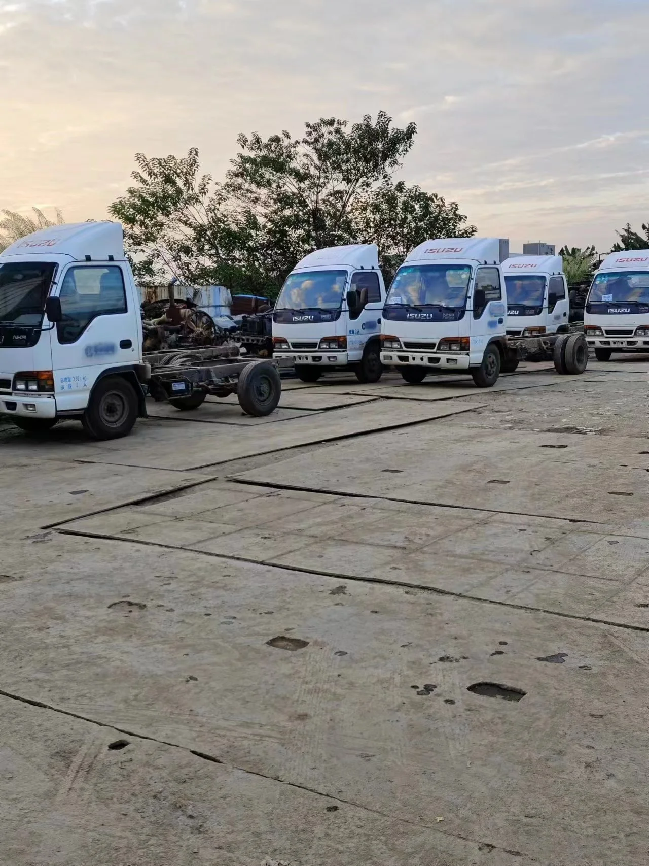 Used 4*2 Truck for Isuzu NKR 4JB1T