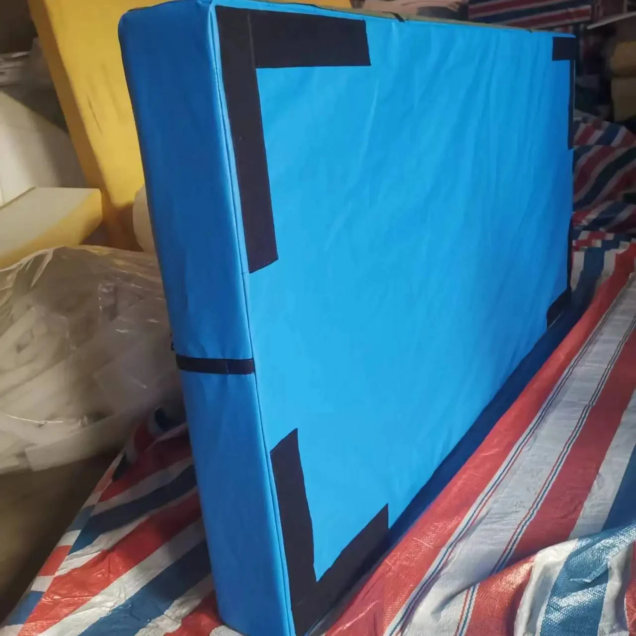 Factory high quality large crash mat large foam pit mat gymnastic landing mat for cheerleading exercise exported USA