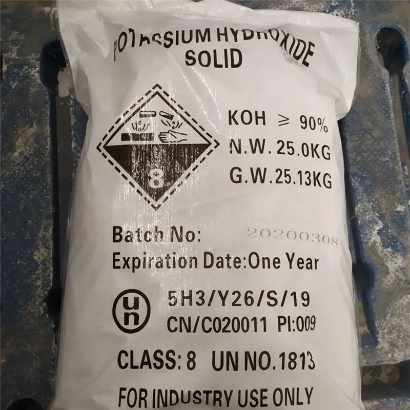 Водопоглощающие хлопья KOH гидроксид калия 90% цена CAS: 1310-58-3