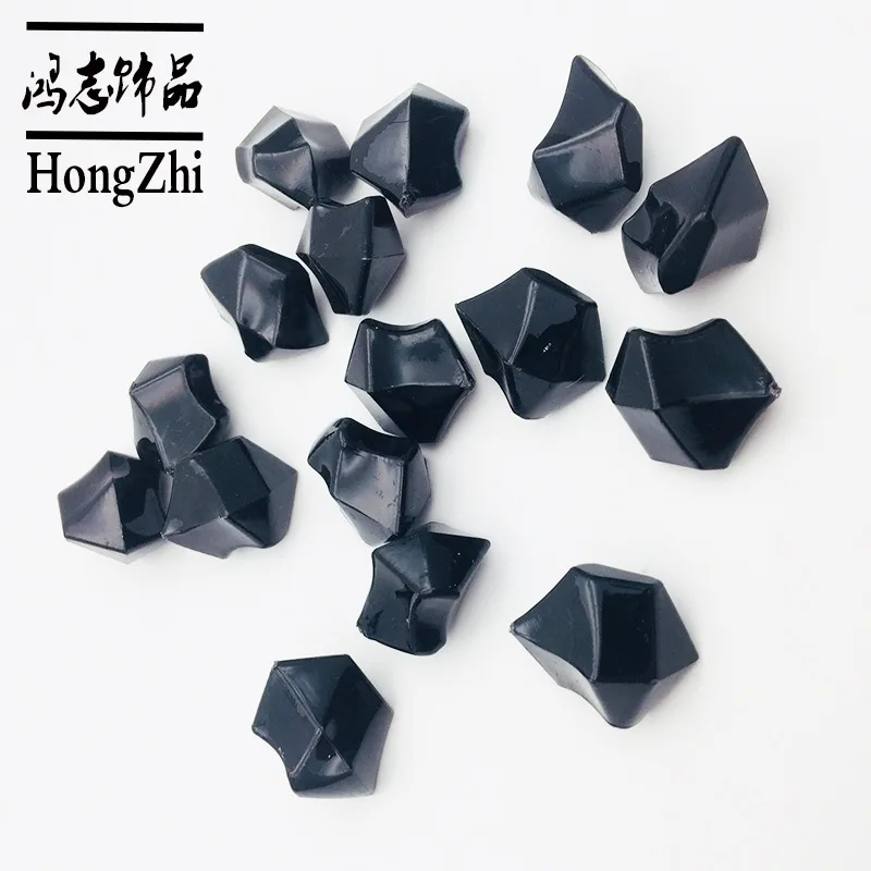 Hongzhi Factory Black Acrylic Beads Wholesale Ice Cube Recycled Plastic Beads Loose For Home Decor