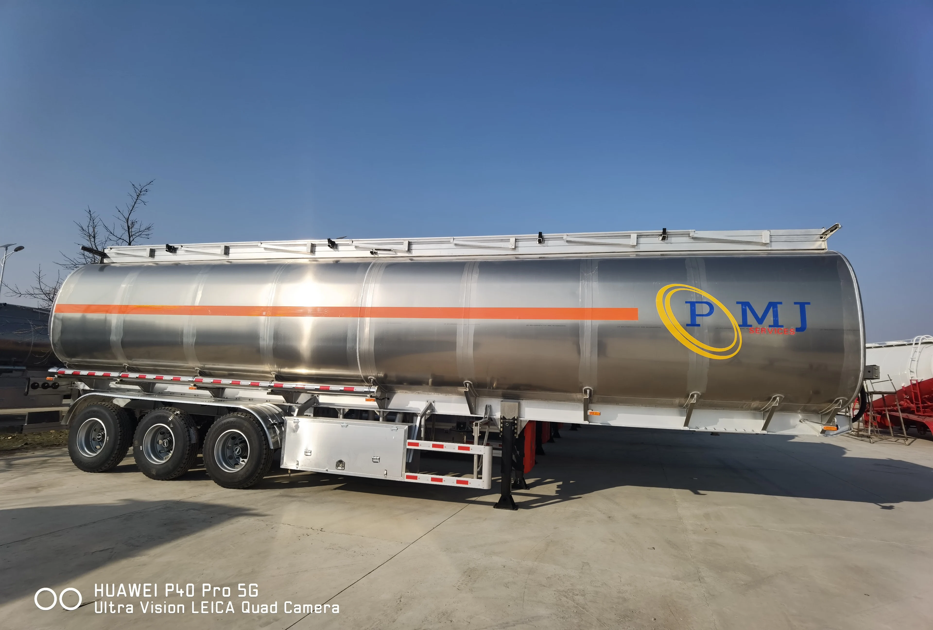 Vehicle Master China 3 4 Axle 40000 45000 Litre Oil Fuel Tanker Semi Truck Trailer For Sale