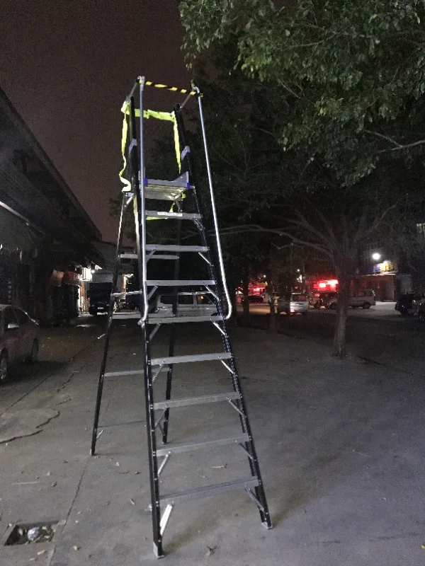 EN131 factory direct FRP platform ladder fiberglass insulated step ladder with handrail