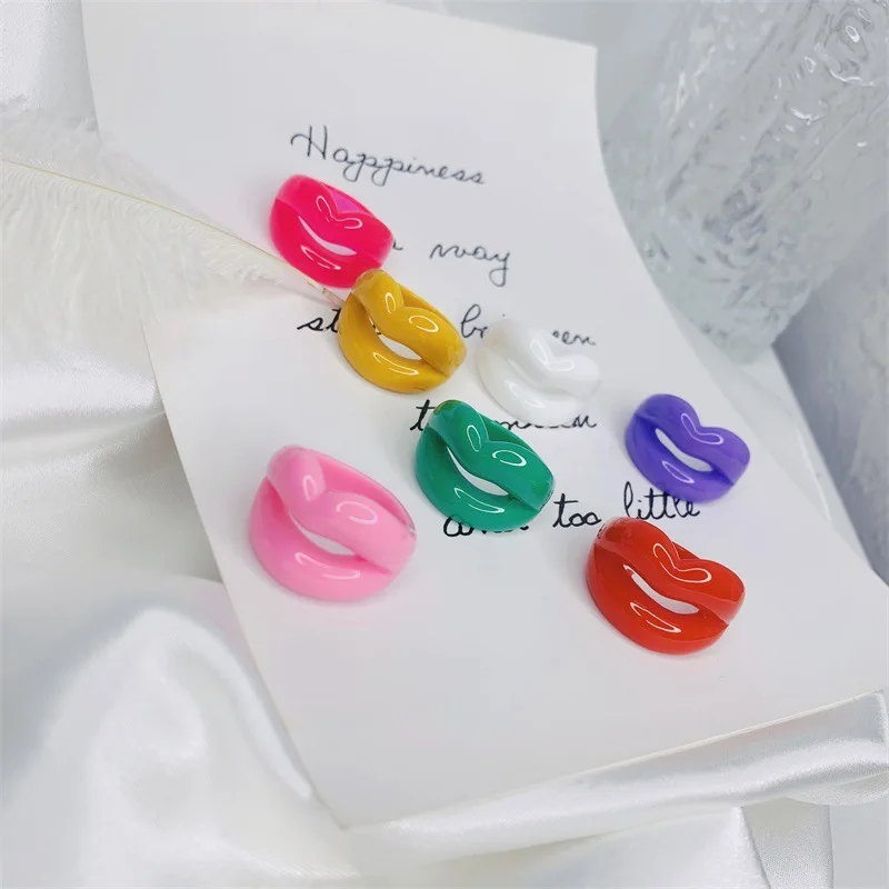 Wholesale Colorful Lips shape Chunky luxury  Acrylic Resin Rings For Women Jewelry