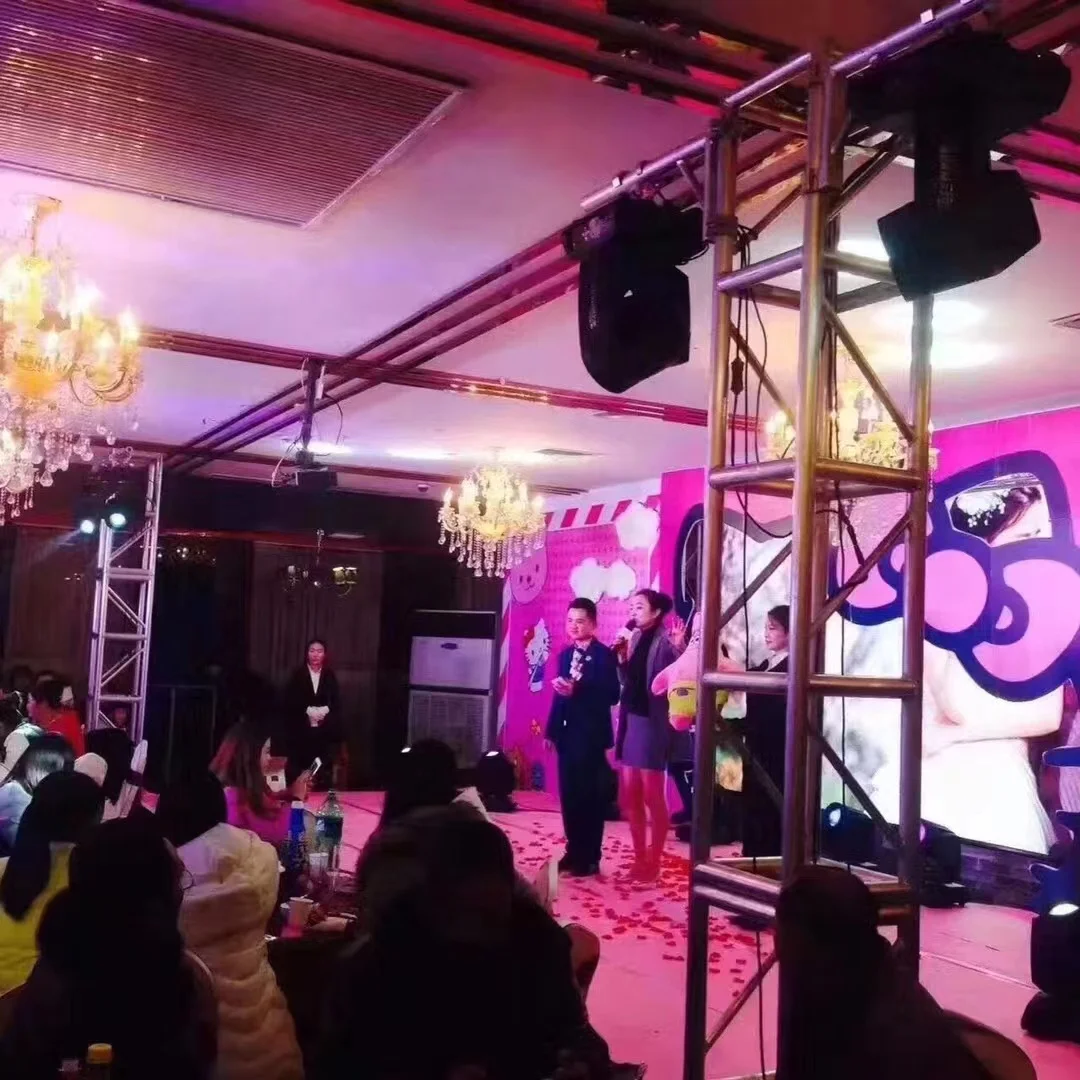 Easy Installation Stable Aluminum Truss Simple Wall Bracket Mobile Truss Lighting Stand for Indoor or Outdoor Event