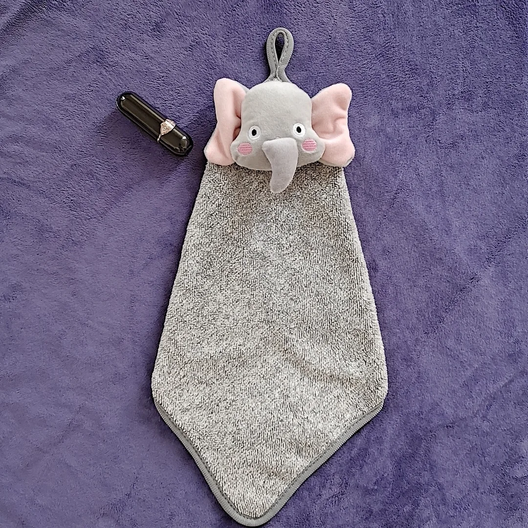 Towel bamboo charcoal fiber towel can hang lovely children coral velvet absorbent toilet kitchen handkerchief wholesale