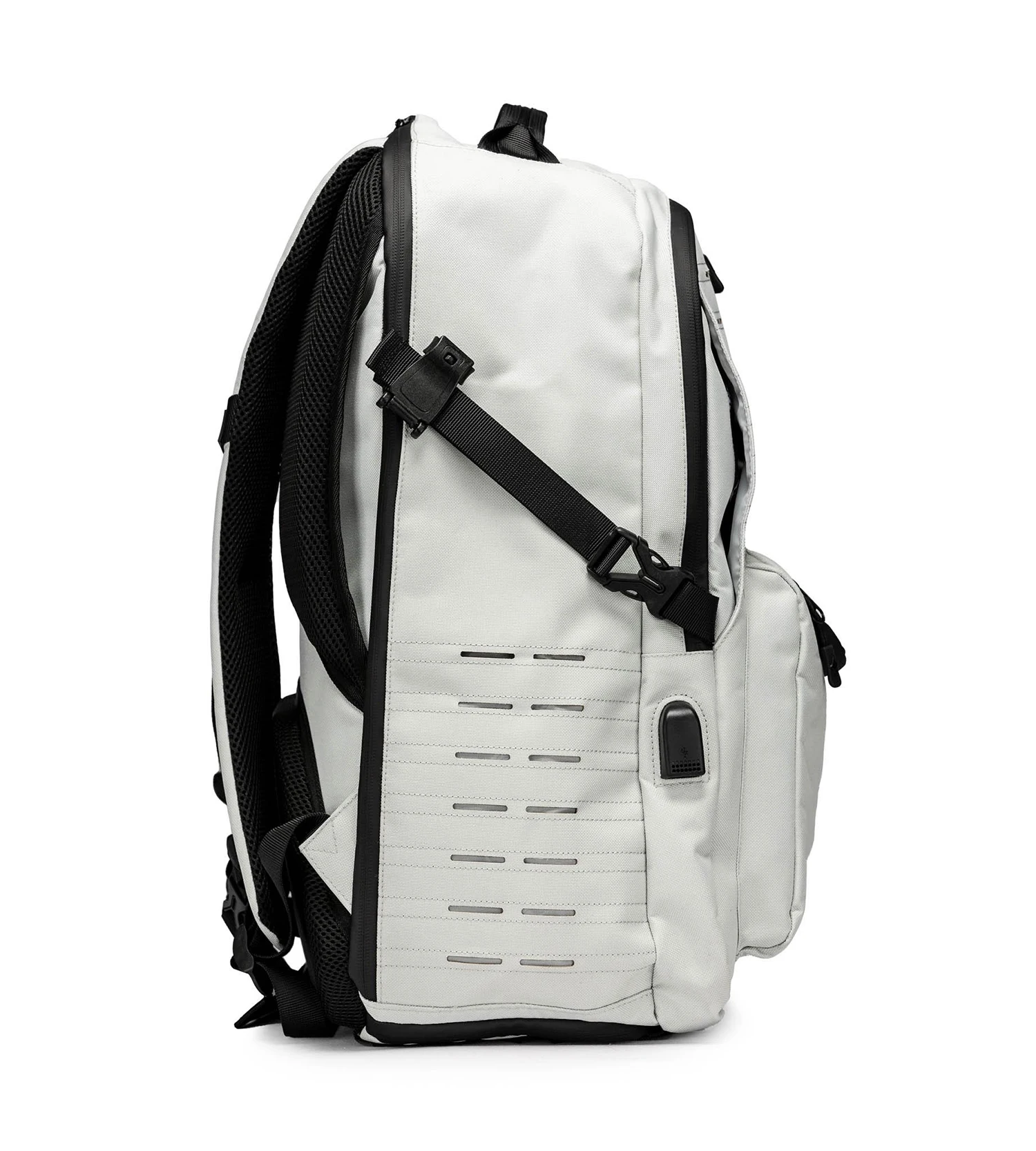 Wholesale 45lts tactical gym backpack 1000d polyester laser cut fitness sport backpack with usb charge gym bag