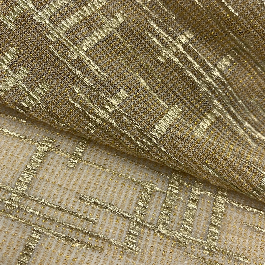 Wholesale high-density knitted lightweight perspective lurex foil  pleated fabric
