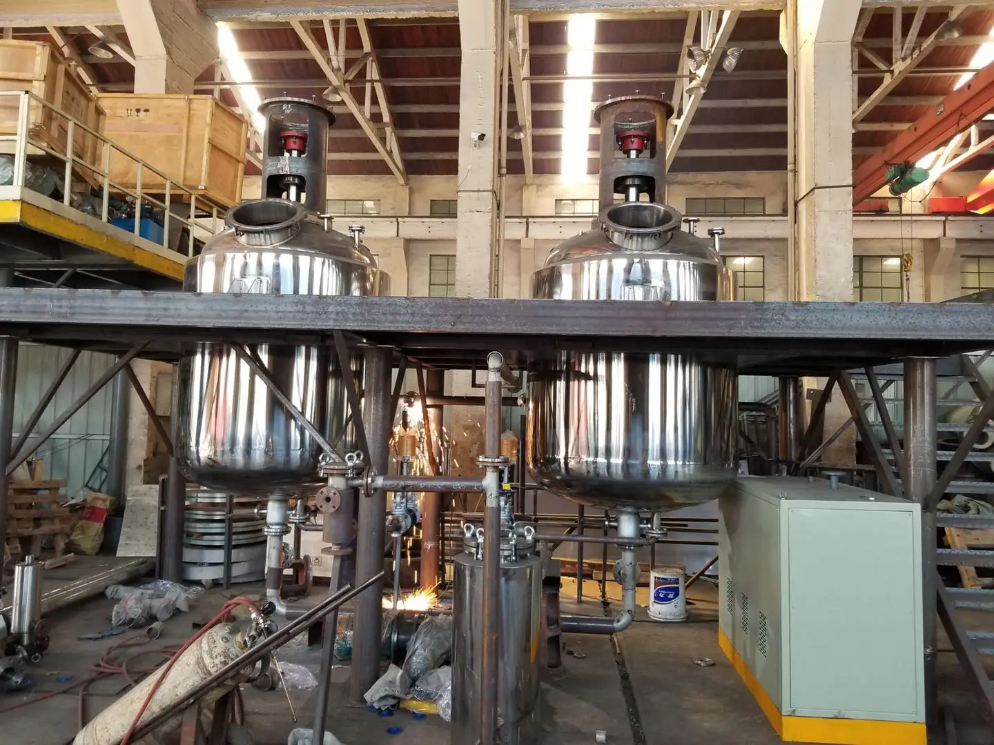 
Stainless steel food beverage resin CSTR jacket kettle with agitator industrial mixer 