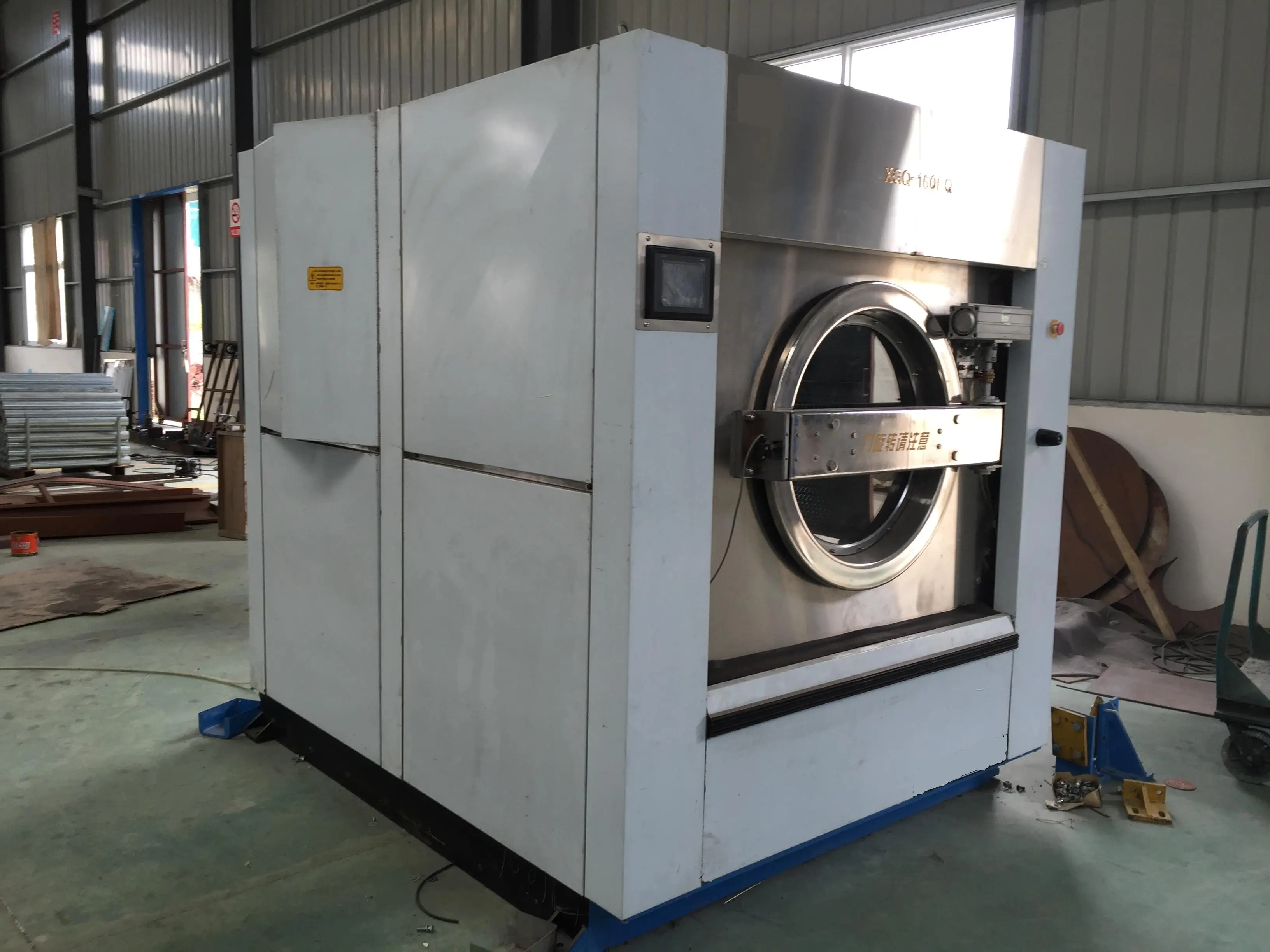Fully-automatic front loading commercial laundry washer for hospital laundry