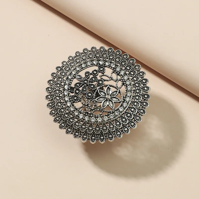 Fashion Creative Micro Insert Crystal Retro Ethnic Style Exaggerated Jewelry Round Openwork Colorful Diamond Ring For