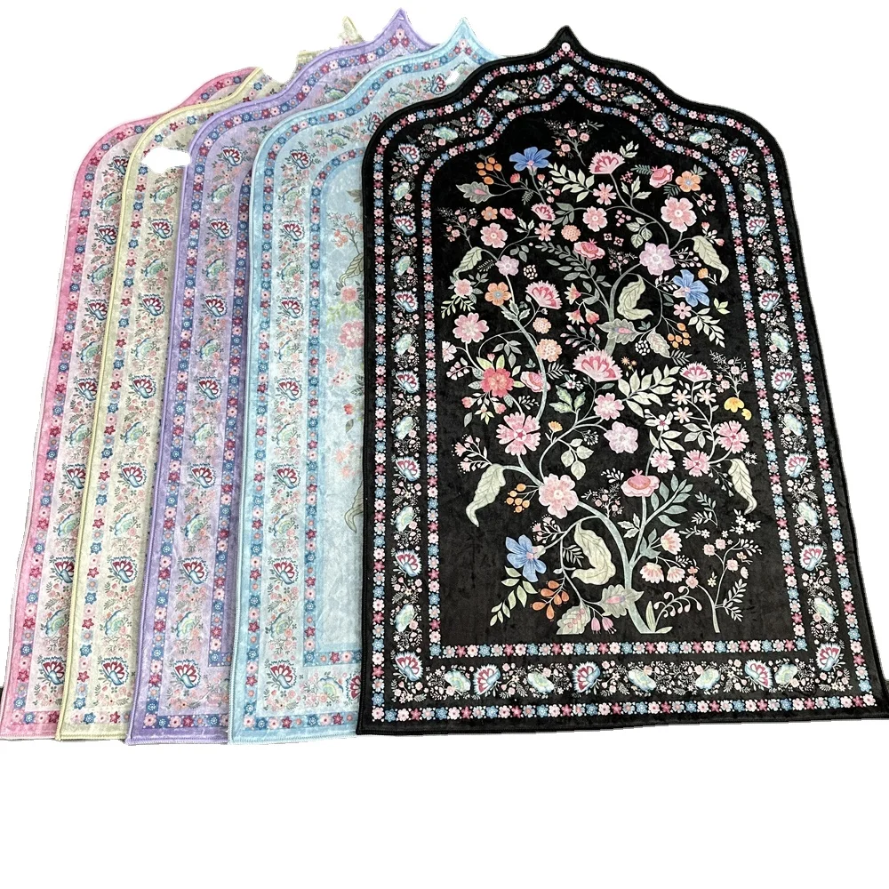 Muslim  carpet travel portable  type soft ice velvet printing   prayer mat rug sejadah for islamic gifts