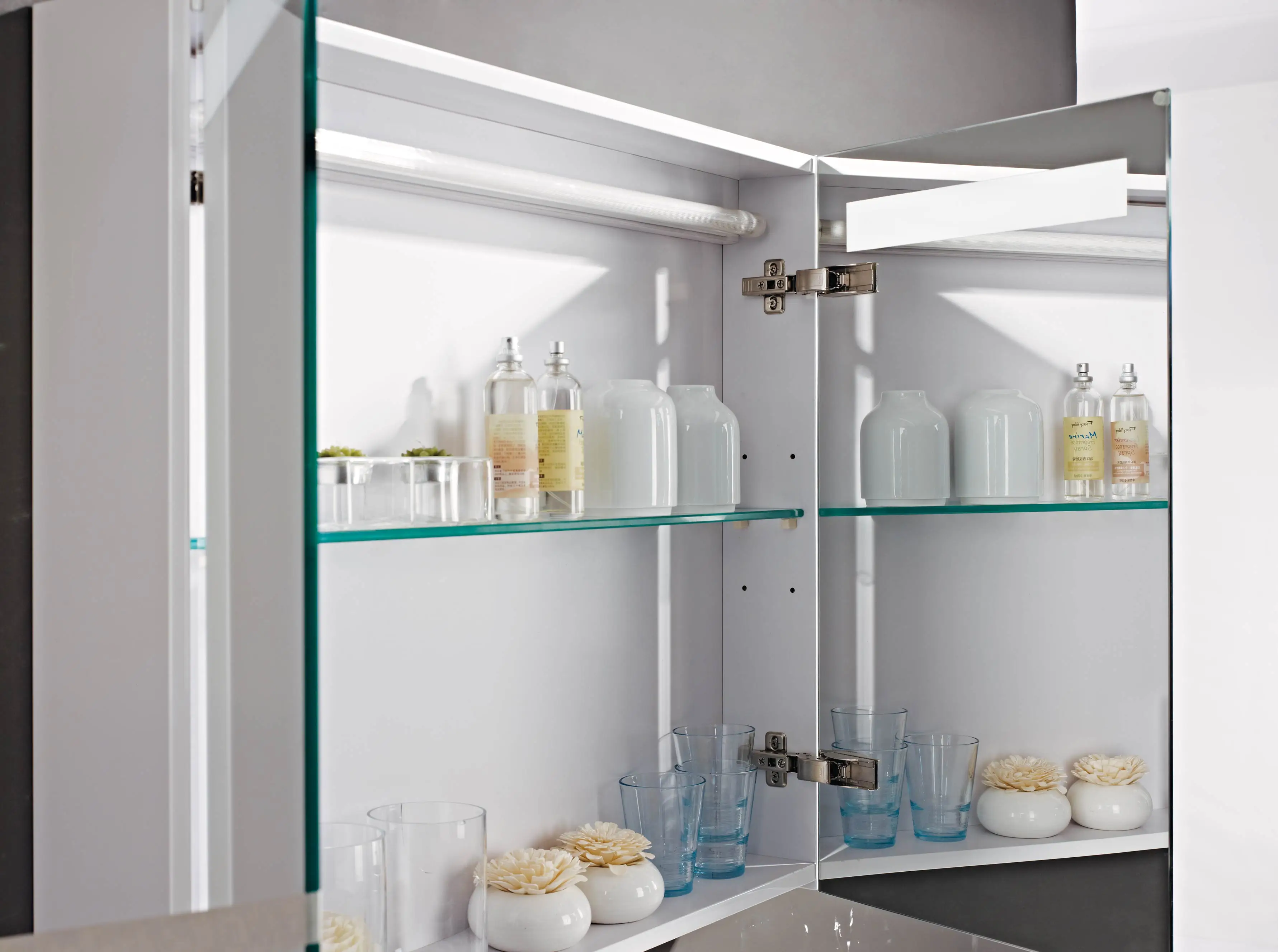 
modern bathroom vanity cabinet unit with basin and mirror cabinet 