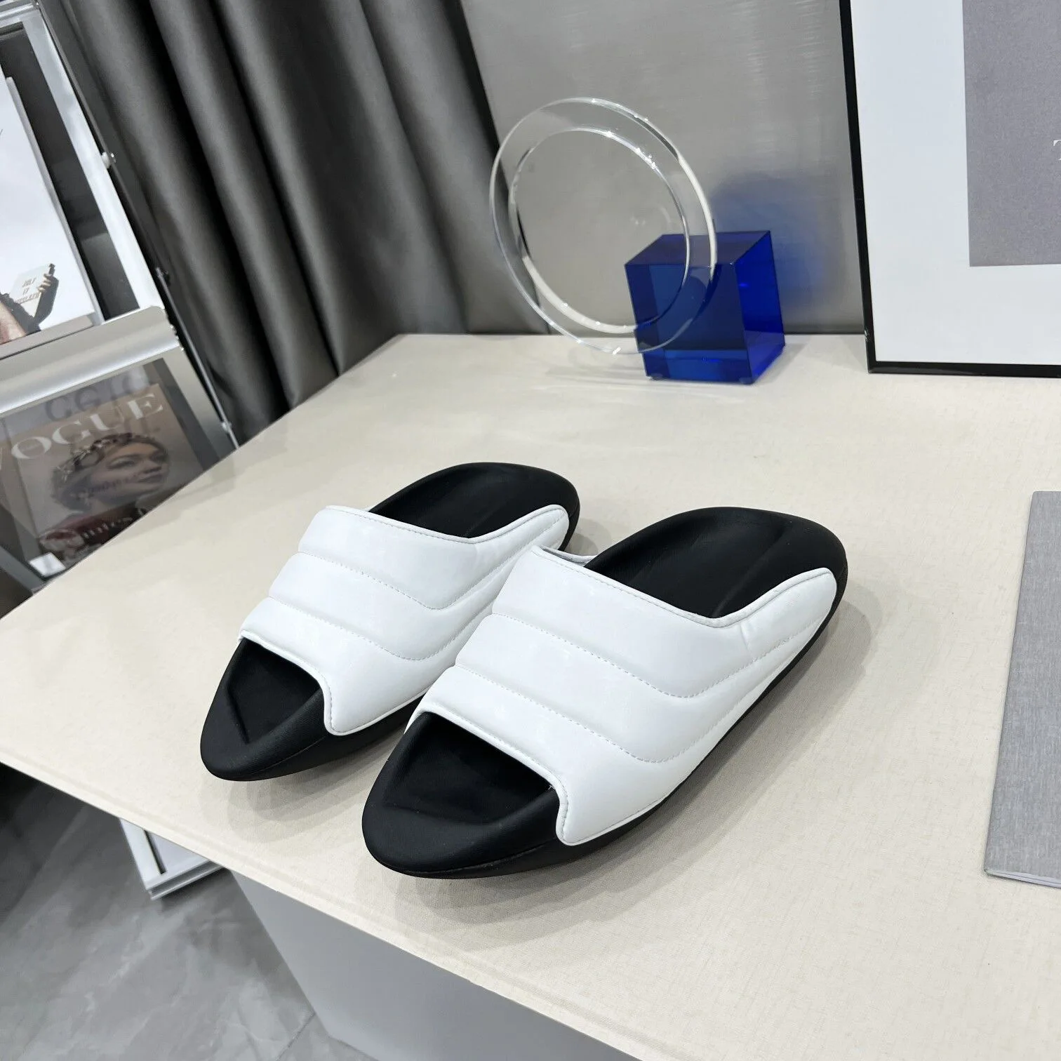 2022 foreign trade summer new European and American fashion thick bottom one-line heightened space bread slippers