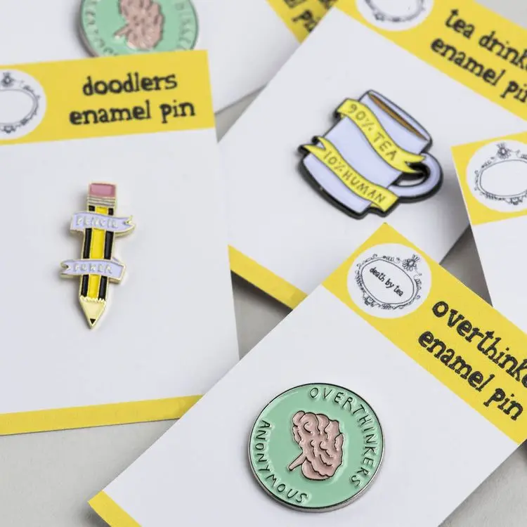 2024 new arrived Souvenir gift high quality Custom Logo Metal Hard Enamel Badge Fashion Decorative Lapel Pins for Clothes