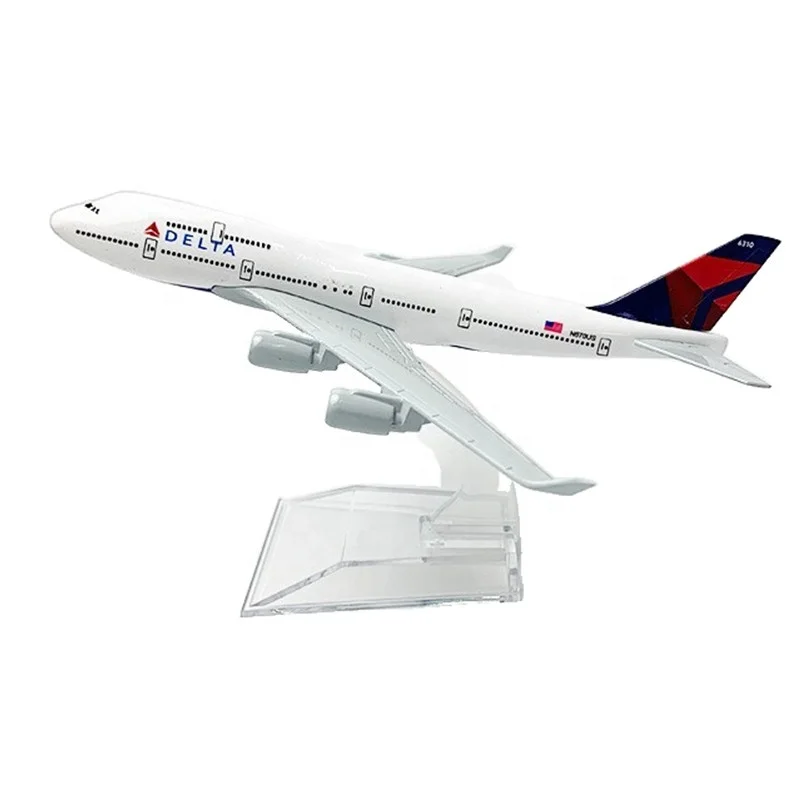 Gift Ideas Scale 1:400 16cm Boeing 747 Aircraft DELTA Airline Desktop Diecast Airplane Aircraft Models