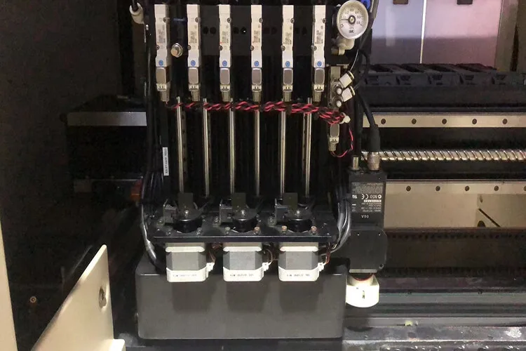 Подержанная машина для монтажа микросхем SMT CP45FV Samsung MachineCP40 CP45