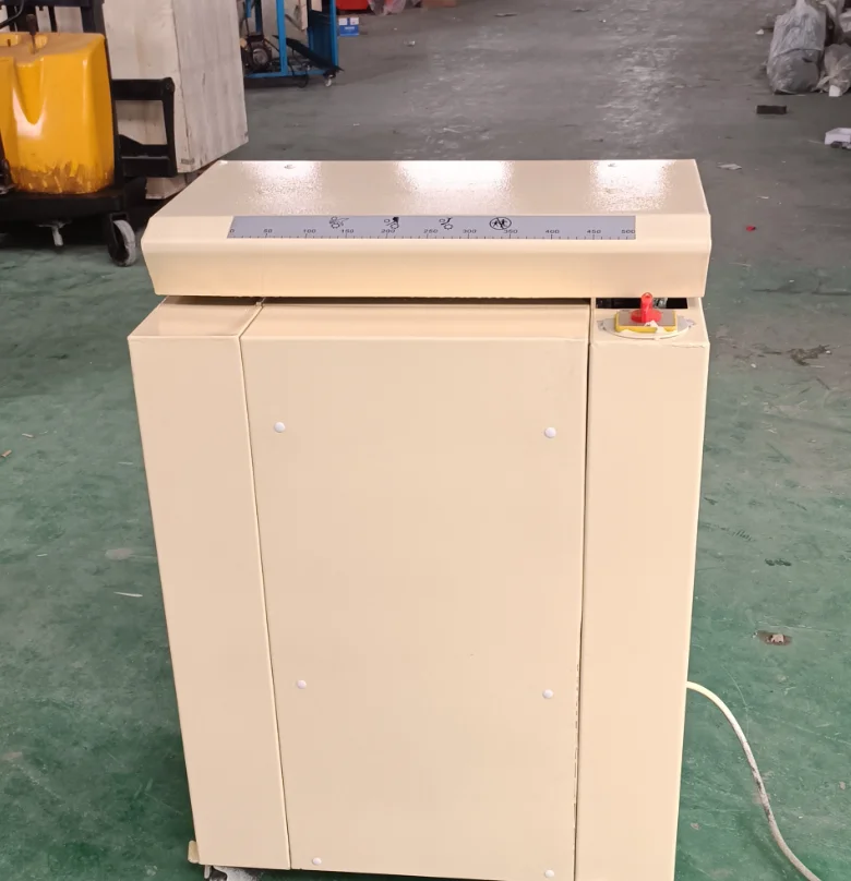 Waste recycle paper shredders cardboard cutting machine carton box shredder corrugated cardboard shredding machine