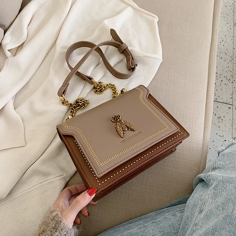 Custom Logo Small Rivets Handbags 2022 Girls Luxury Bee Purses Females Korean Style Hand Bags For Woman