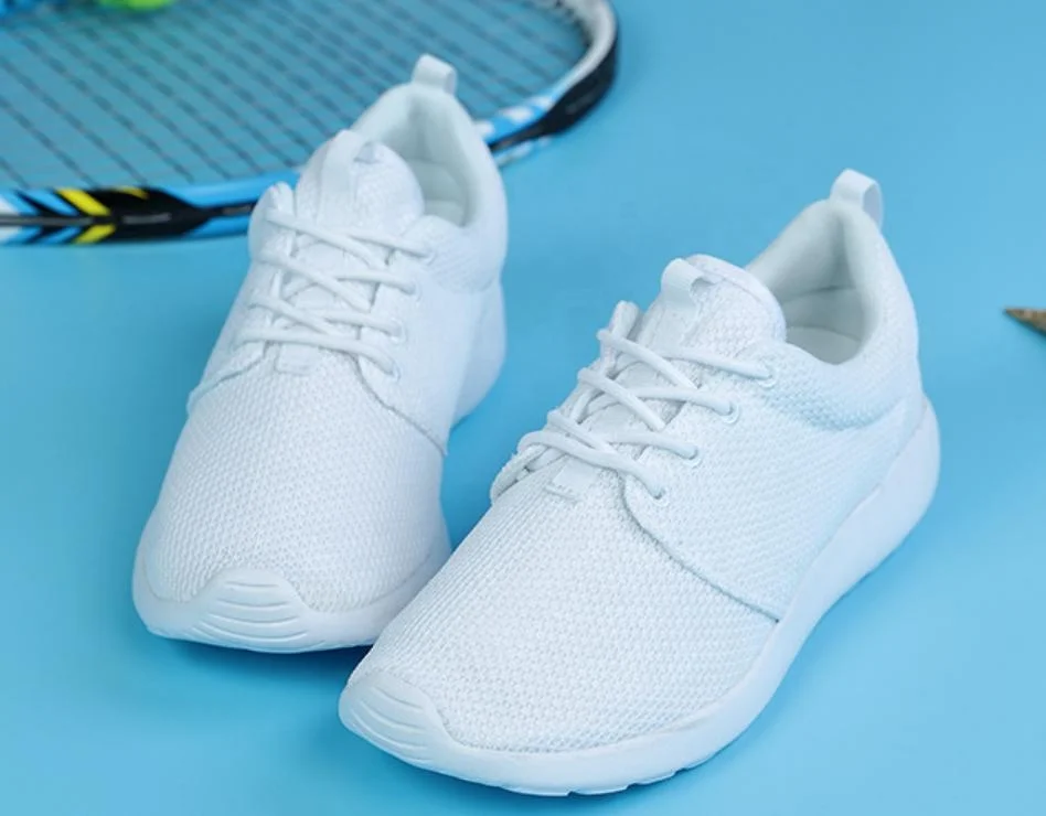 
2020 Latest design women fashion sneakers casual flat breathable lady mesh sport shoes men sport shoes 