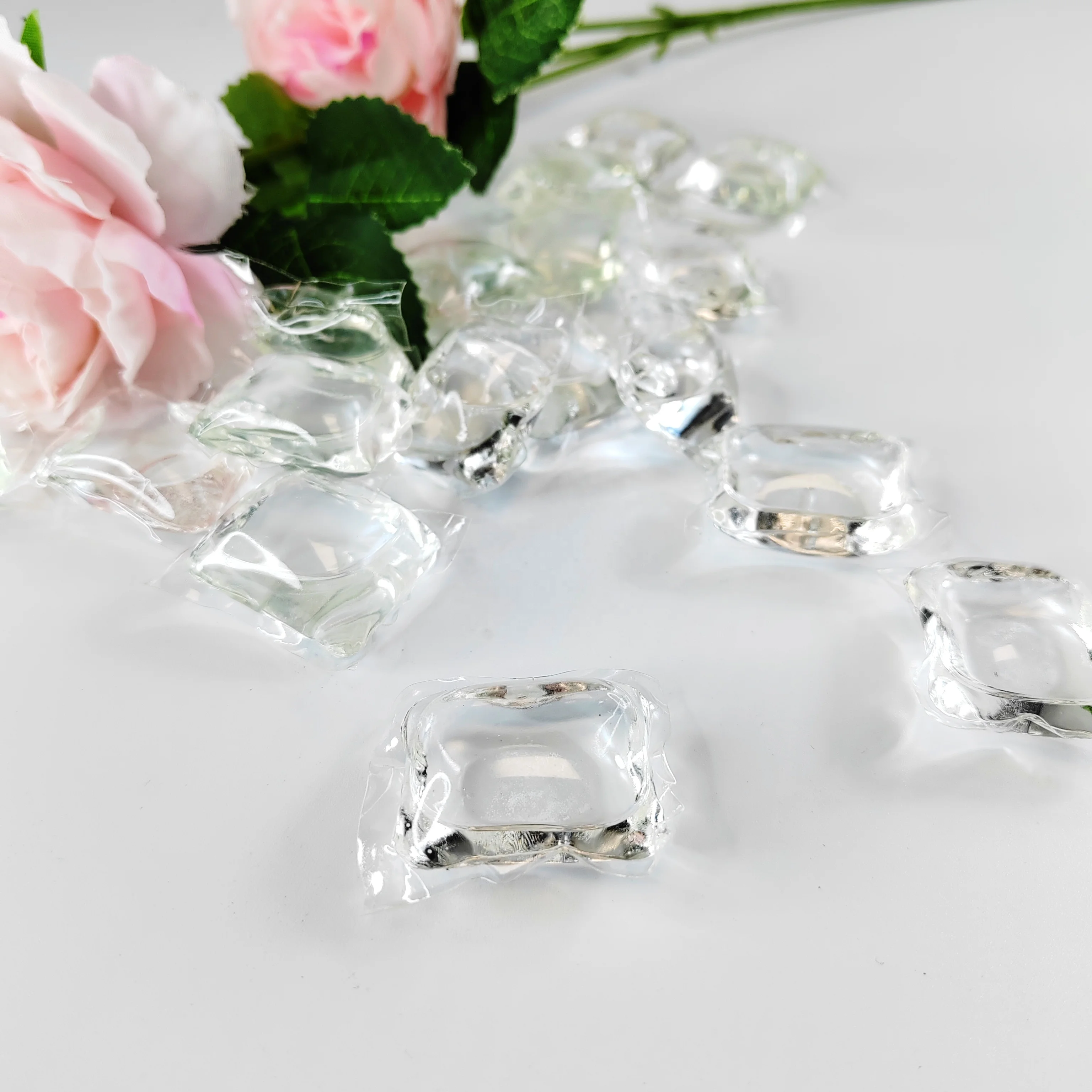 Wholesale Litchi Fragrance Colorless and Transparent Laundry Detergent Pods