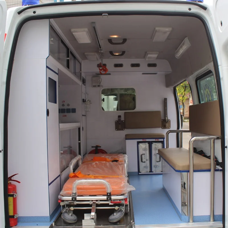 China Emergence Vehicle 4*2 Ambulance 6 passenger factory supply