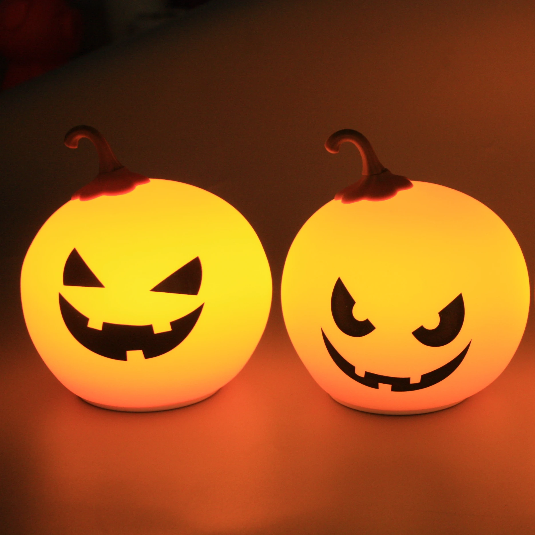 Halloween Pumpkin Kids Night Light, Lights 7 Color LED Silicone Touch Dimmable Baby Birthday Boys Girls Gifts Squishy Night Lamp