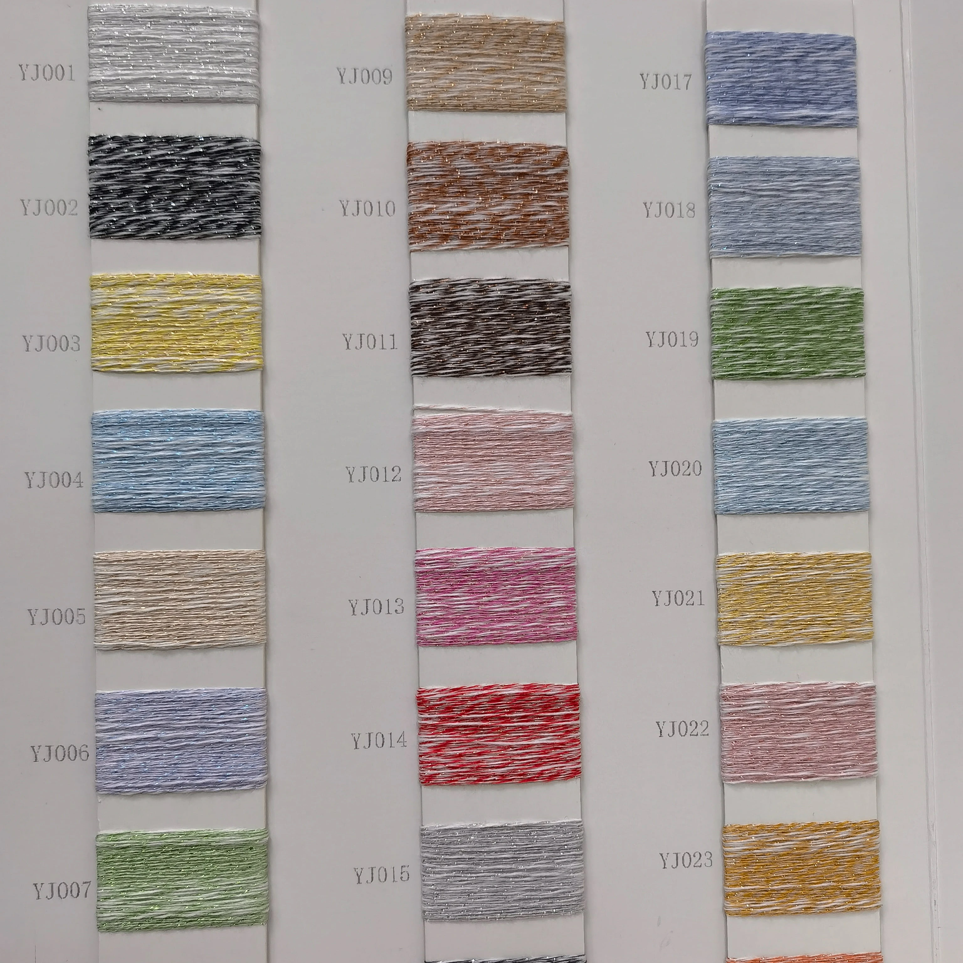 Novelty Yarn 51% cotton 34% viscose 15% gold silk blended yarn 1/17NM gold silk bamboo Small belly