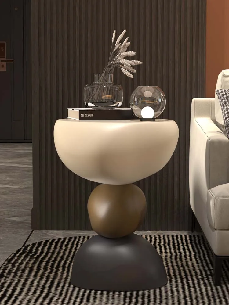 Modern Designer Style FRP Side Table for Villa Living Room & Hotel Sofa Corner Creative Home Furniture for Bedroom Use