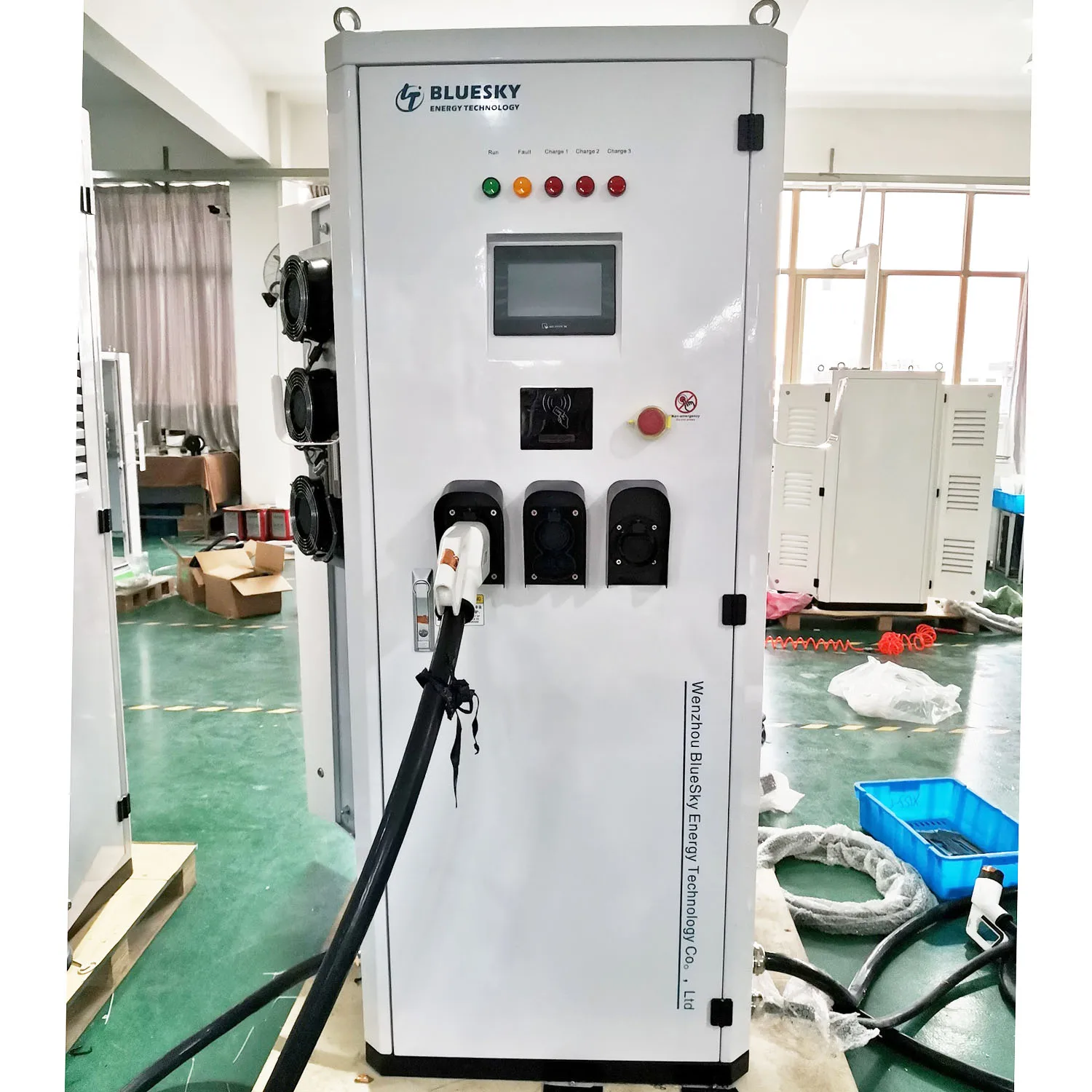 67kw AC DC Integrated ev charging pile CCS combo 2 CHAdeMO Type2 DC fast EV charger