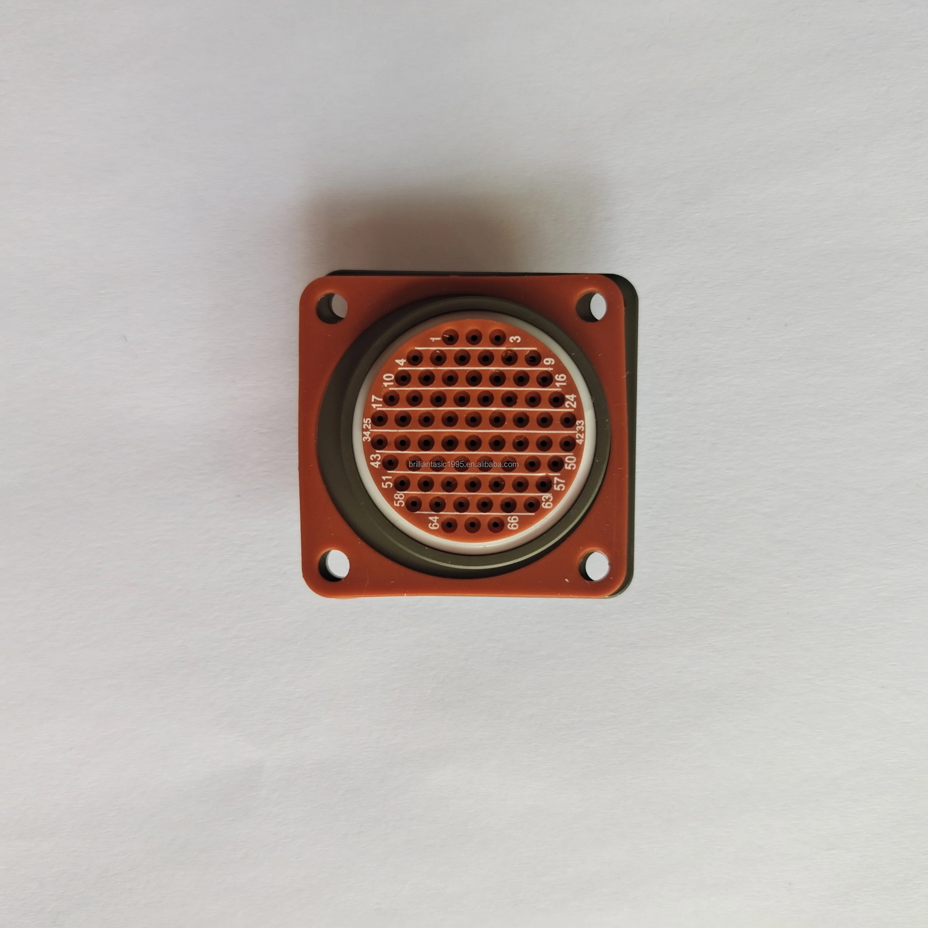 Brand new amphenol D38999/26FG35PE-LC fast shipping