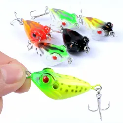 1Pcs 4cm/6g TopWater Mini Hard Plastic Frog Fishing Bait Lures With Hook Crank Wobblers Isca Artificial Pesca Lure Tackle