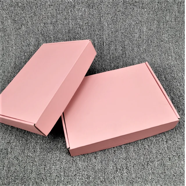 Low MOQ Ready to Shop Corrugated  Paper Mailing Box Heavy Duty Kraft Paper Shipping Boxes For Online Sale