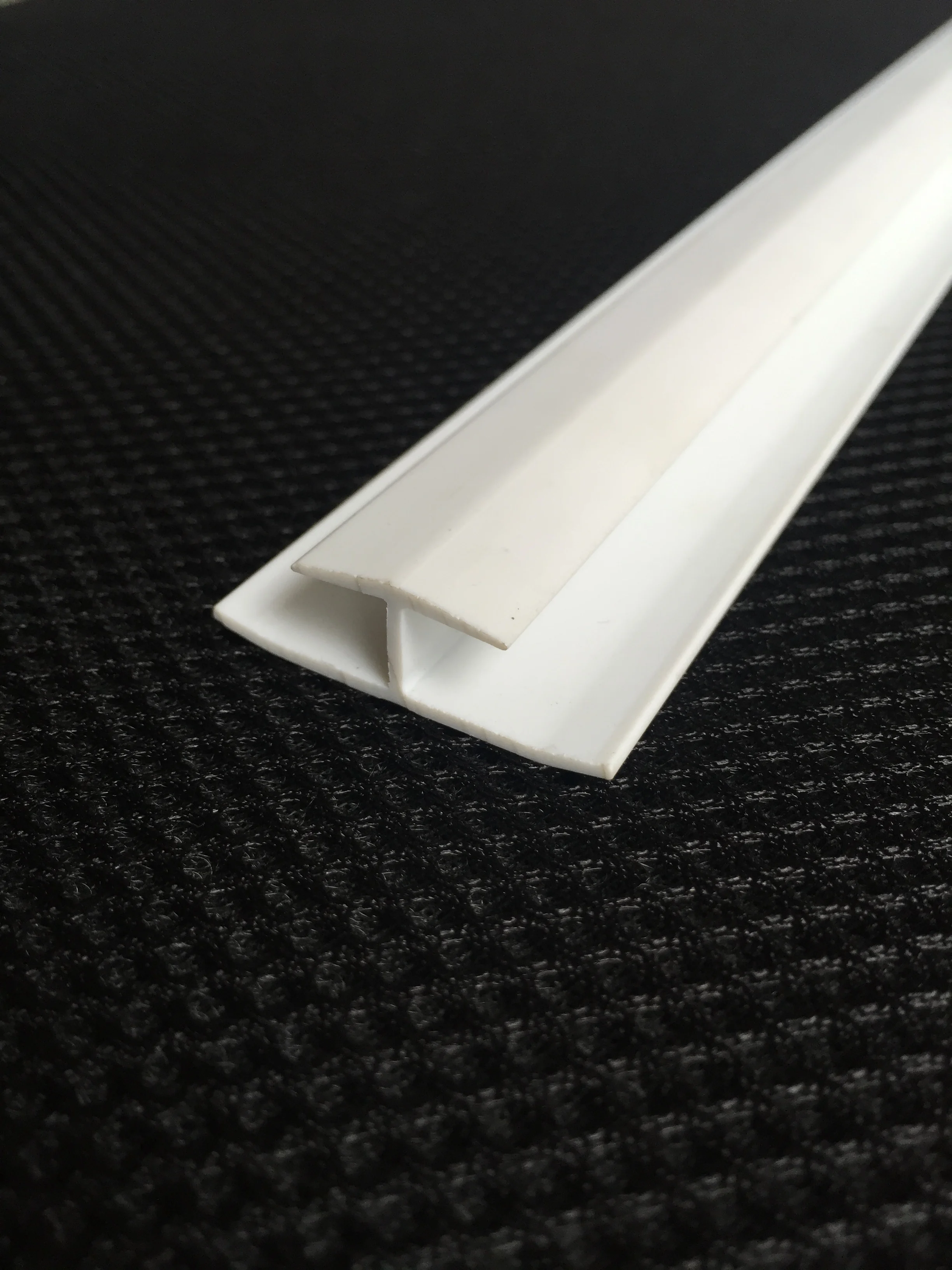 Joining Strip for White PVC Hygienic Wall Cladding Joint H Section