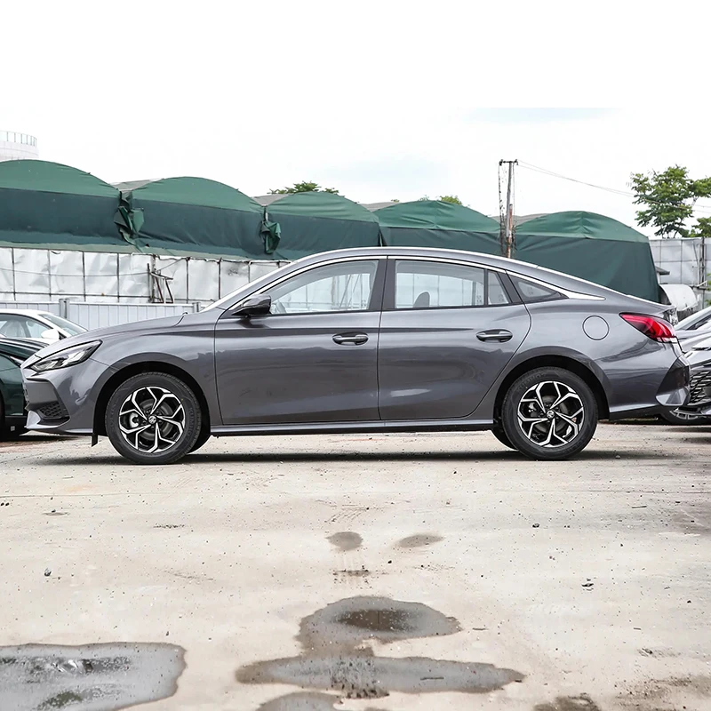 Used MG5 2023 cars for sale fuel adult new Chinese brand cars cheap price quality assurance