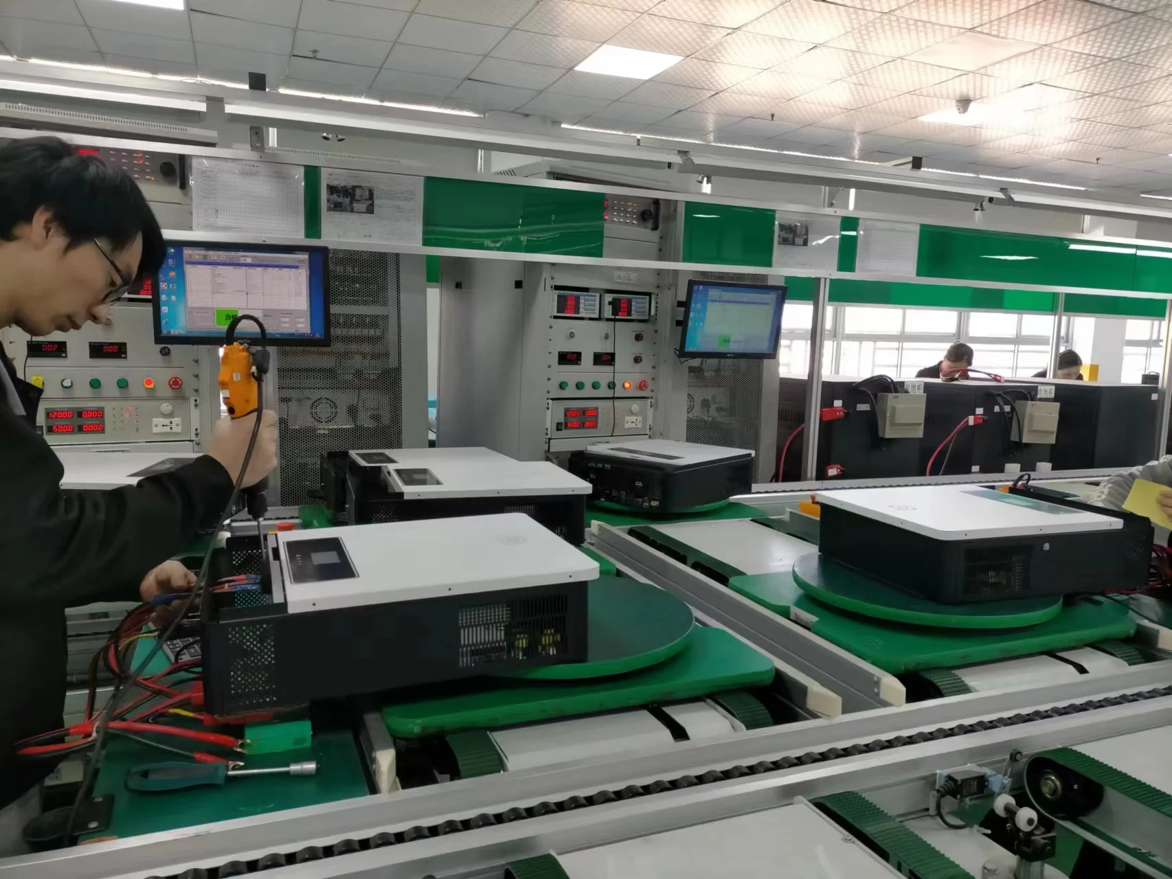 7KW 8KW 10KW 48V Pure Sine Wave Hybrid Inverter Double MPPT On/Off Grid Solar Inverter For Solar Energy System