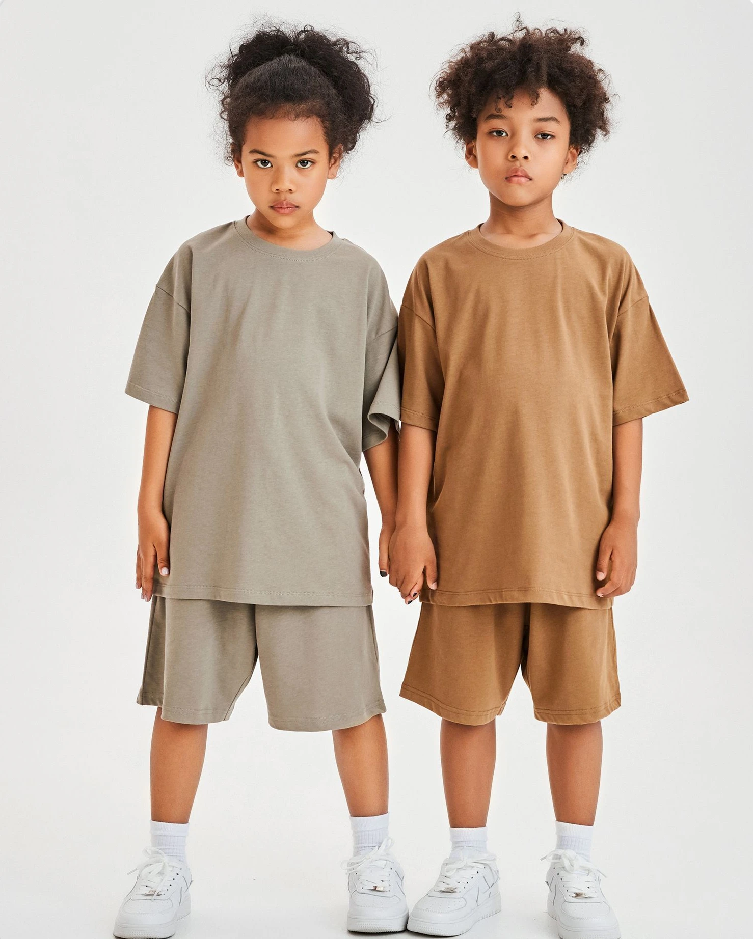 Custom unisex children boy girl plain blank t shirt 100% cotton round neck tshirt for teenage kids girls oversize taupe t shirts