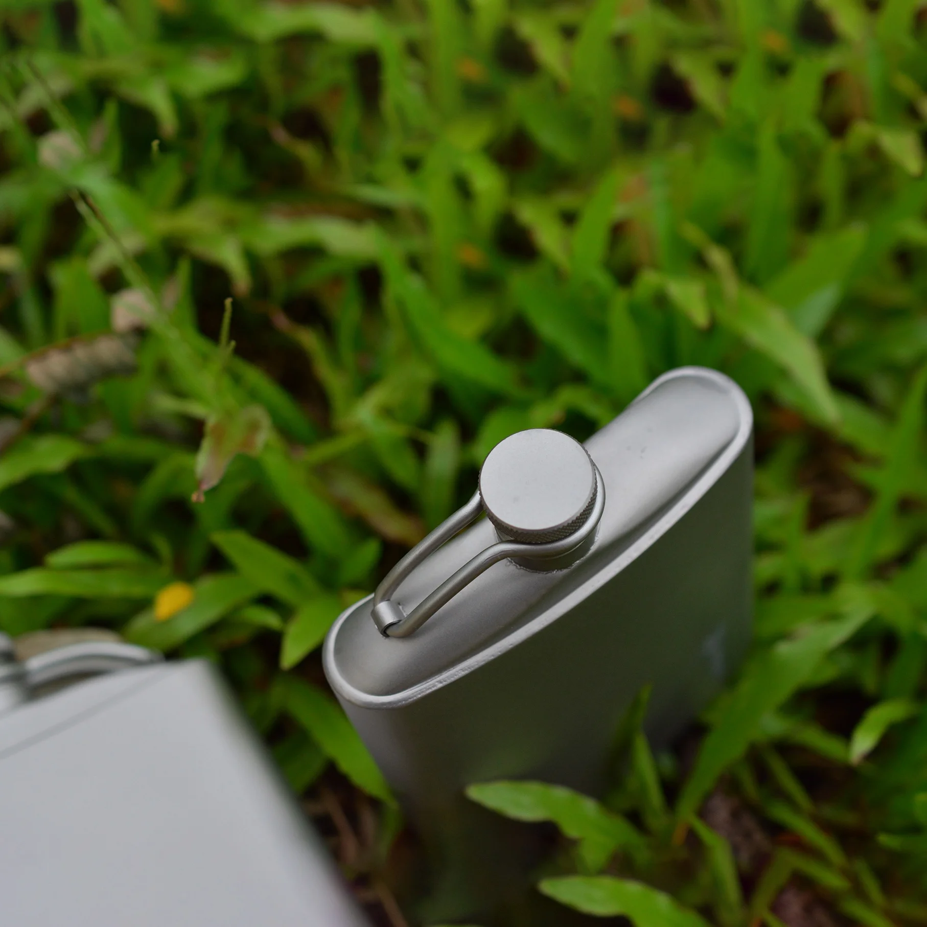 
Titanium flask 200ml with screw Cap Clip hip wine pot 