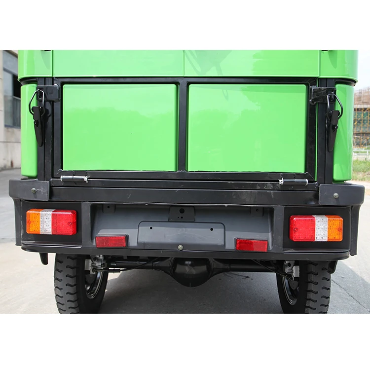 Large Cargo Compartment with EEC Certification Electric Mini Truck