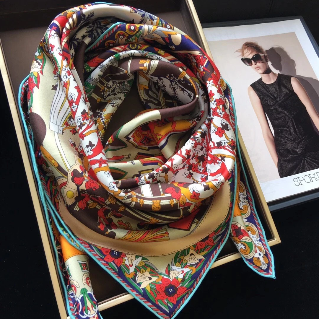 Autumn Square  90*90cm Custom Double Sided Printing Luxury Soft Twill Film 100% Silk Satin Scarf