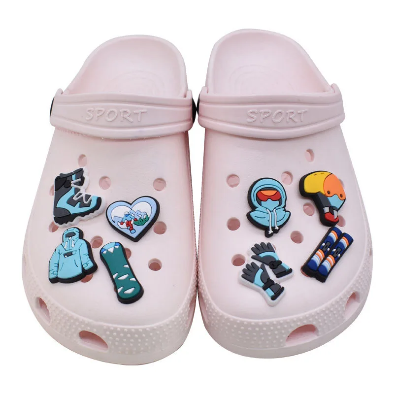 Fashion glamour Wholesale Ice hockey clogs hanging decoration Garden shoes PVC rubber accessories shoes Decorative shoe hanging