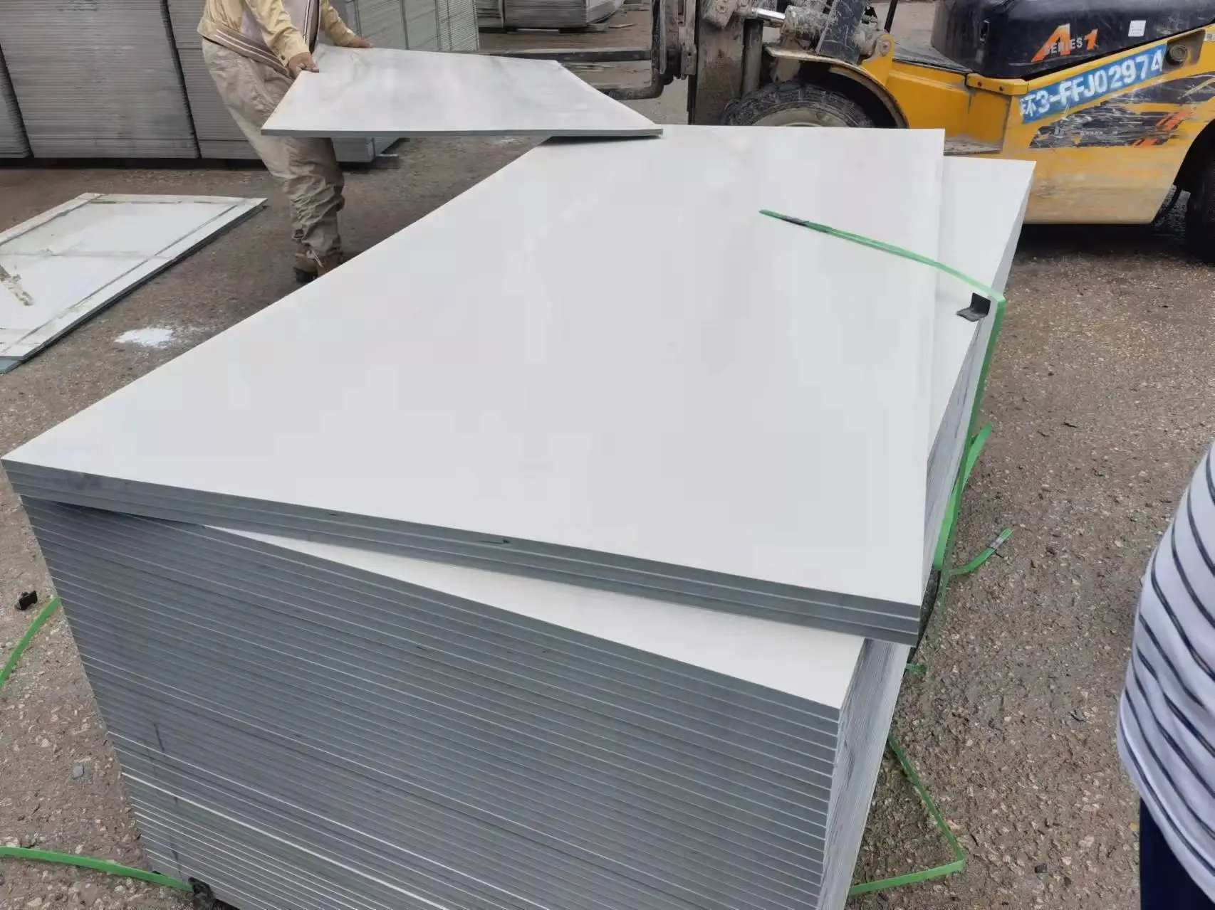 Wholesale PVC Hard Board Price for Construction and Furniture, PVC Foam Sheet
