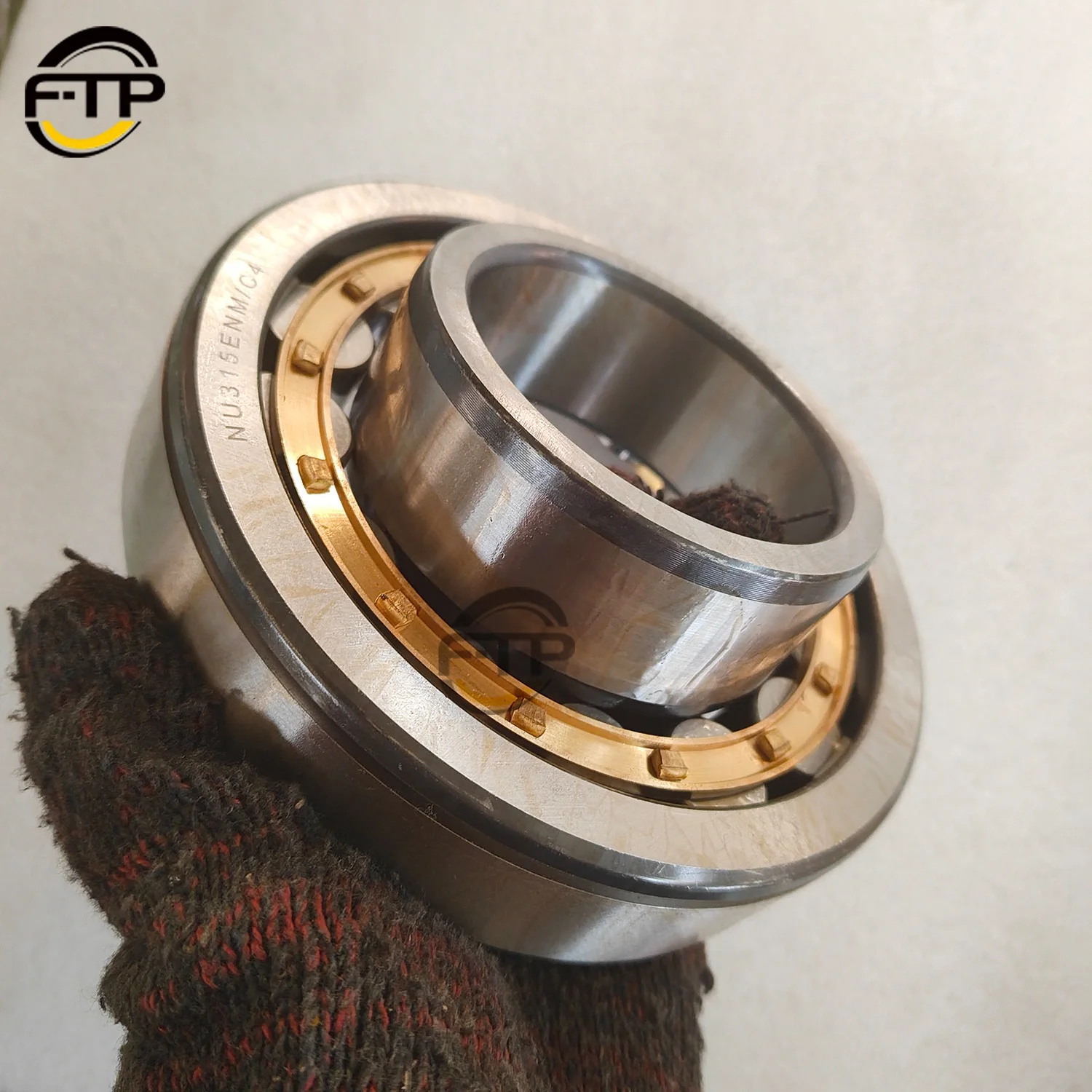 Hot Sale 1781519330 Roller Bearing D155A-2 D355C-3 D155S-1 D155W-1 Bulldozer Torqflow Transmission Transfer Bearing 178-15-19330