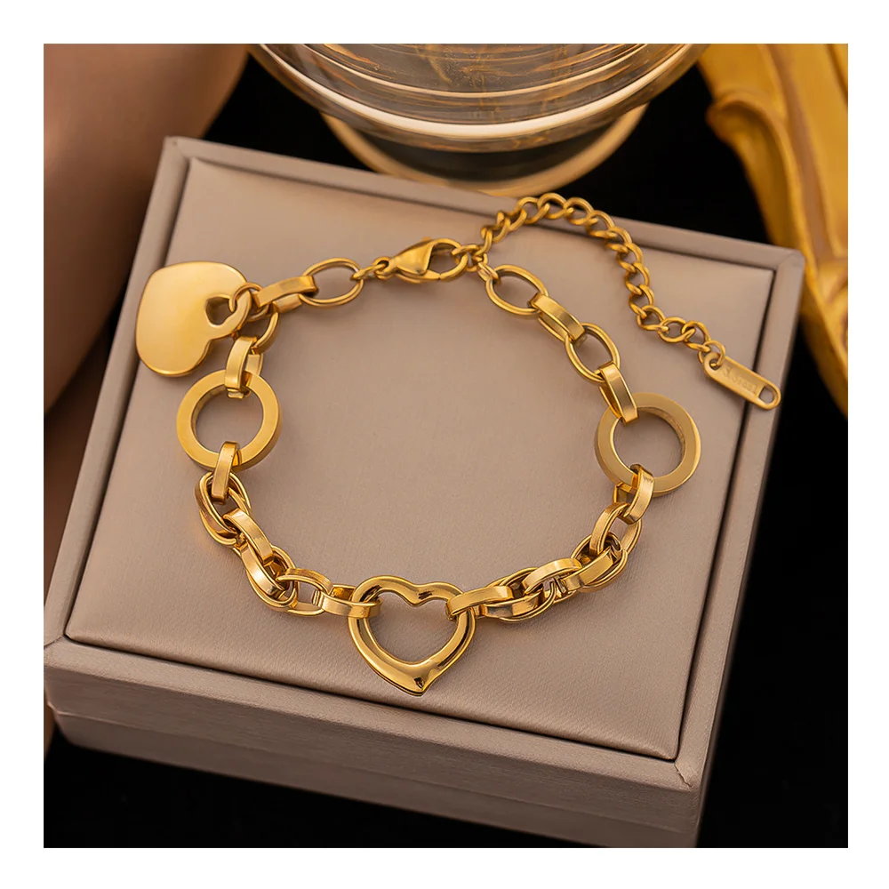 Wholesale New Arrival Simple Design Stainless Steel 18k Gold Plated Hollow Heart Elephant Women Bangle Bracelet For Women