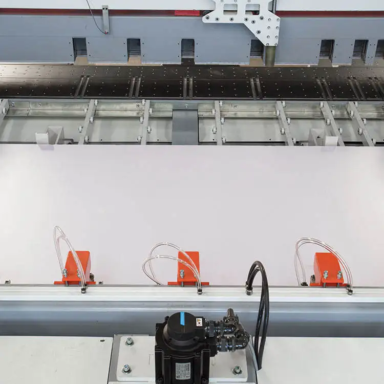 New Special Design Automatic Wood Working  Vertical  Panel Cutting Saw Machine